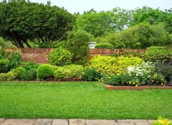 landscaping services Easton